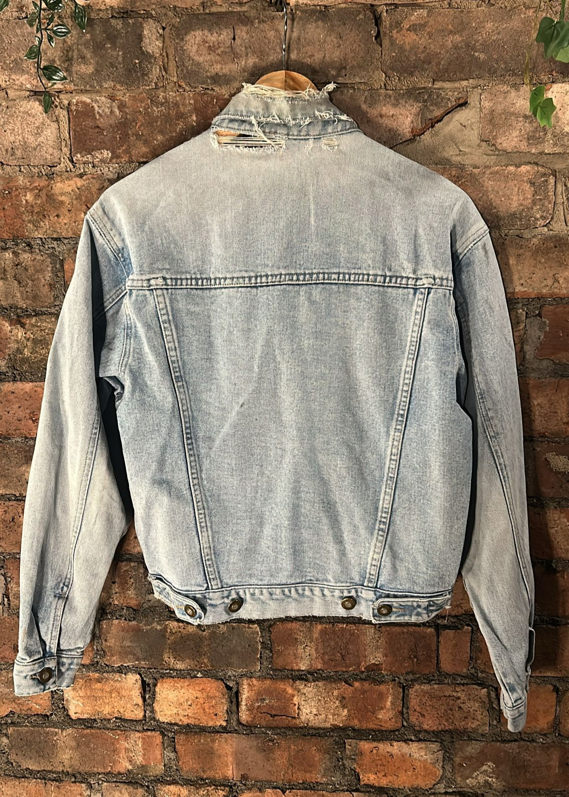 Nebraska Light wash denim jacket