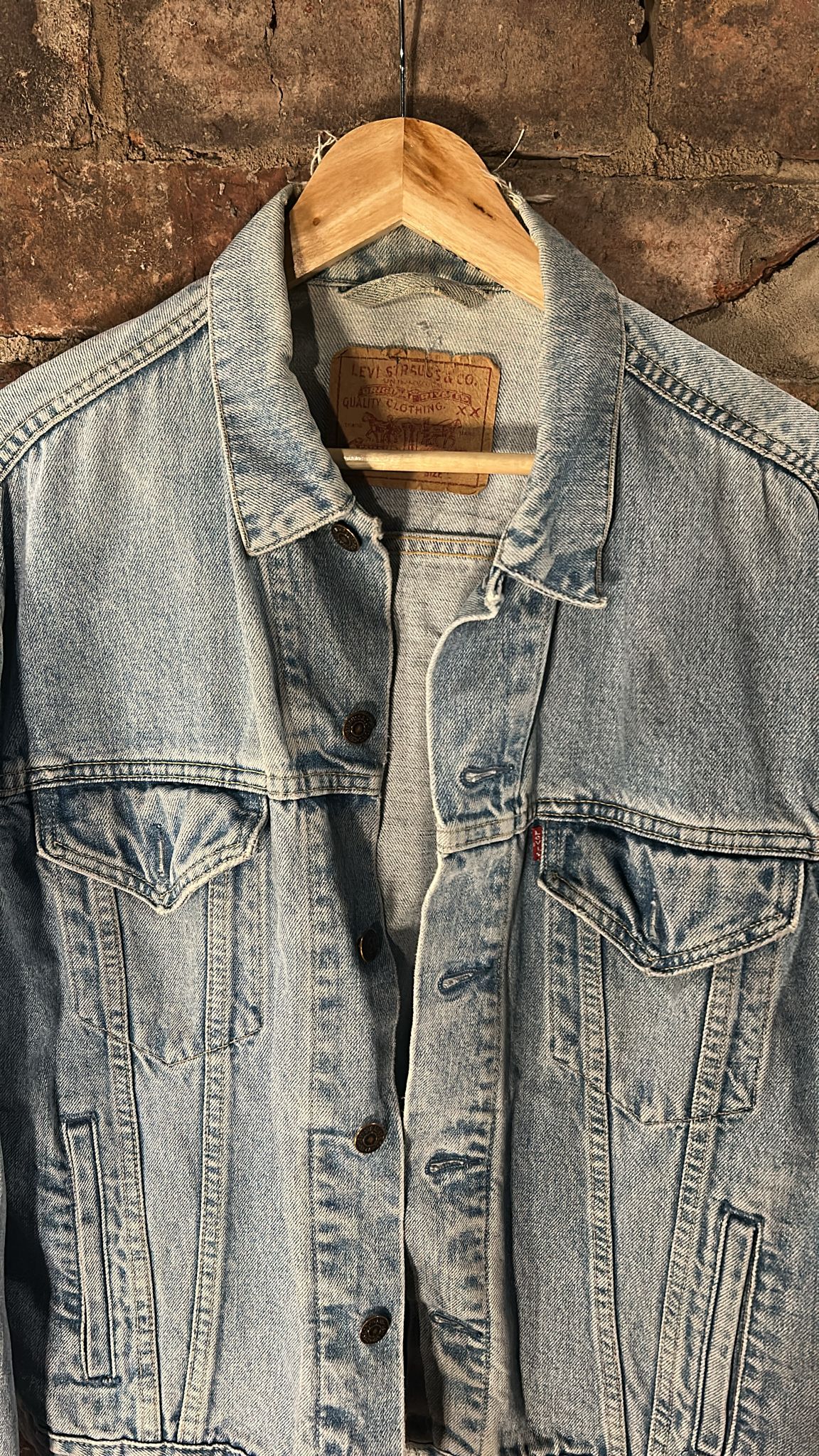 Levi’s light wash denim jacket