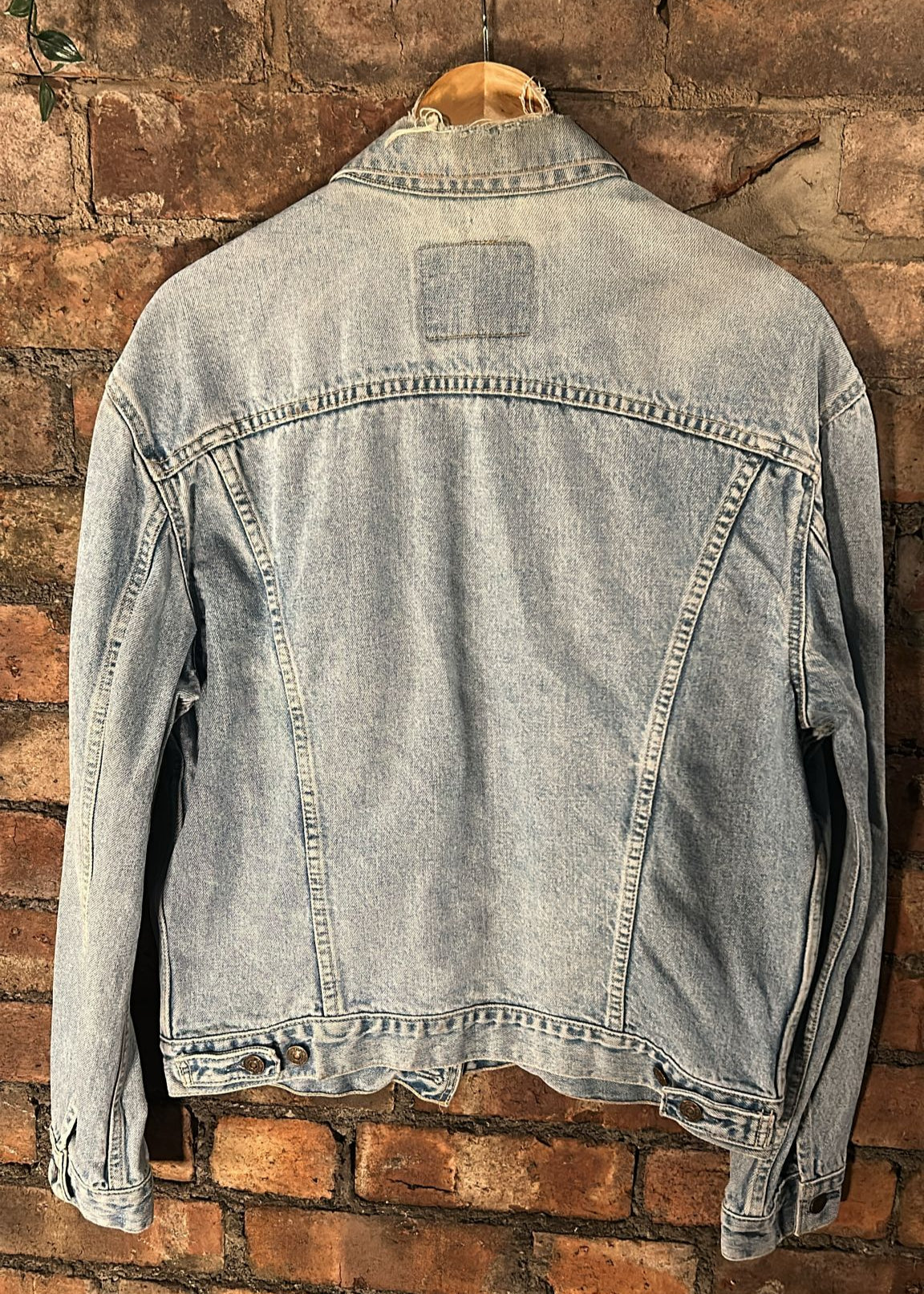 Levi’s light wash denim jacket