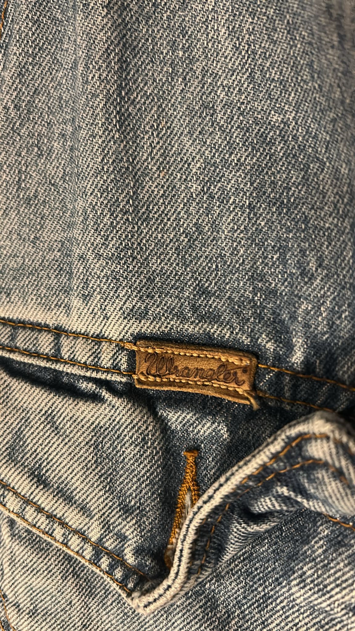 Wrangler sleeveless denim jacket