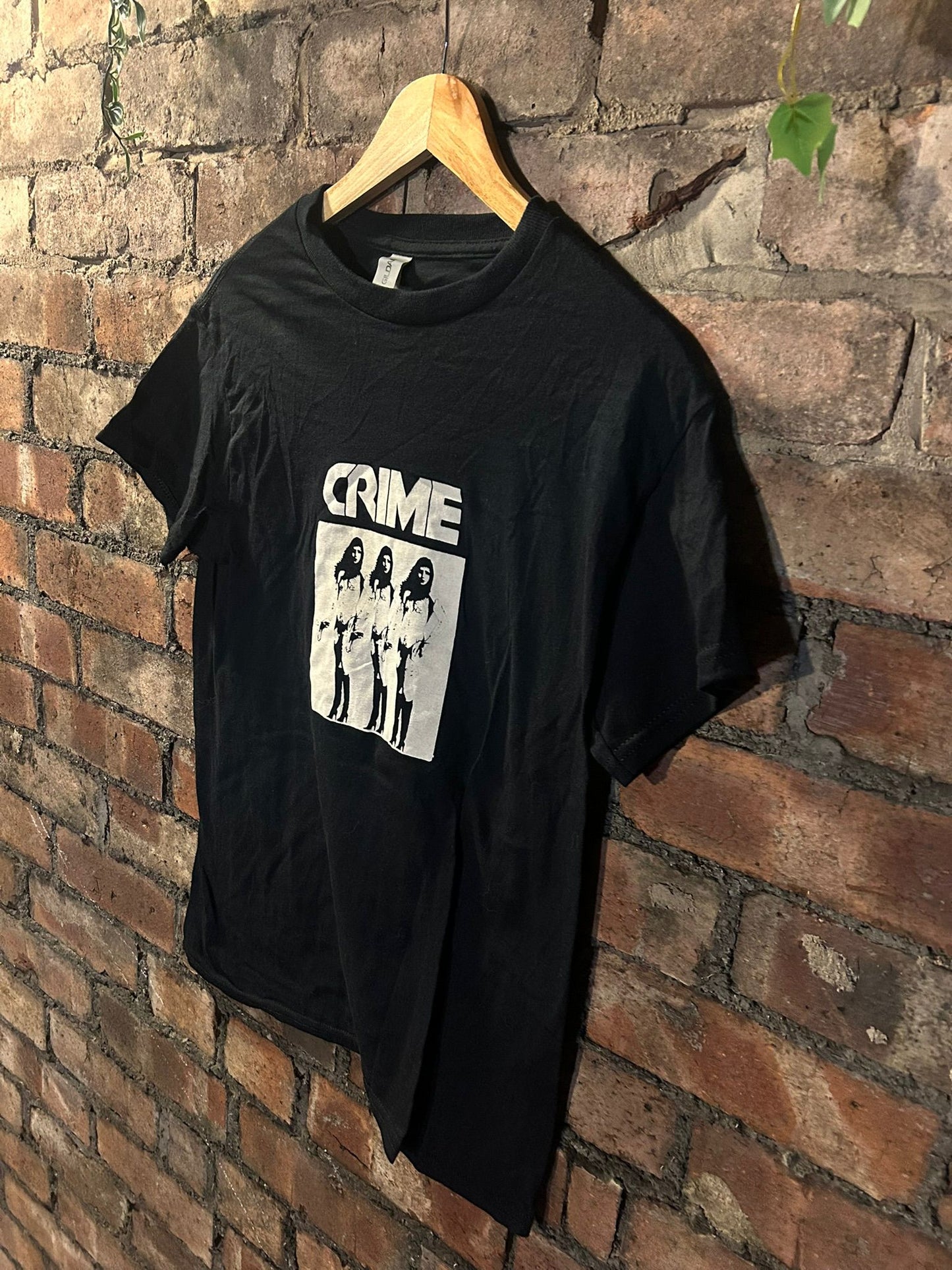 Crime printed band tshirt